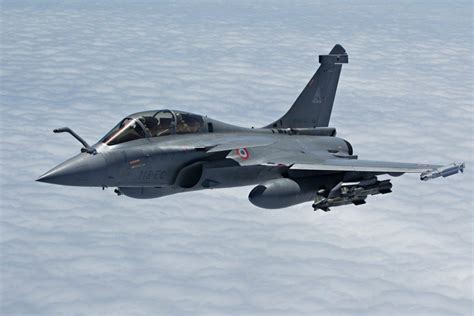 Rafale Fighter Aircraft Image 2